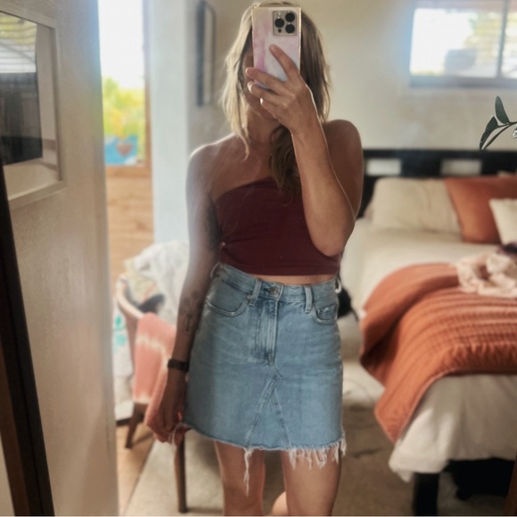 🔻SOLD🔻Everlane The Reconstructed Denim Skirt - Picture 2 of 6